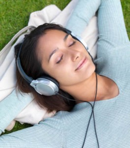 women listening to a hypnotherapy cd